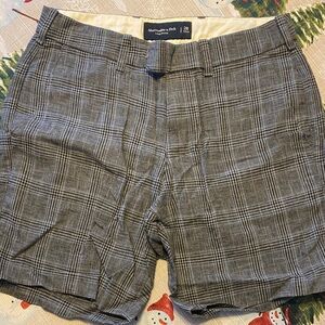 Abercrombie & Fitch Men's Black and White Checkered Shorts